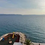 Bajo *