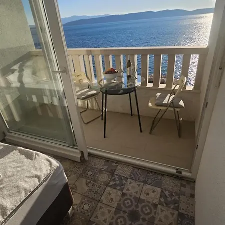 Bajo Podgora (Split-Dalmatia)